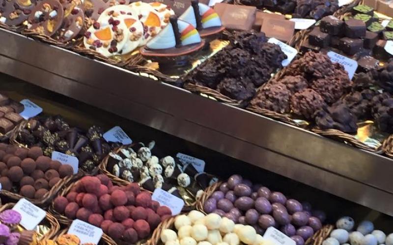 صور: سوق لابوكوريا في مدينة برشلونة