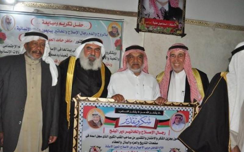 صور: تكريم رجال إصلاح وسط القطاع