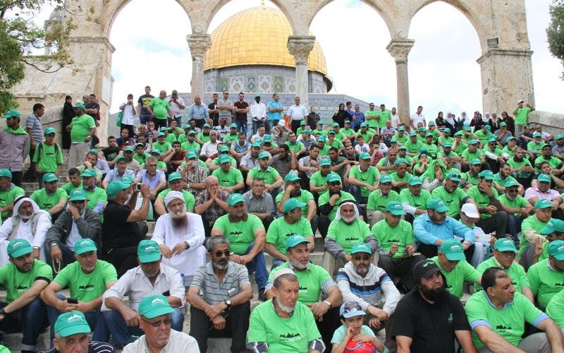 صور: معسكر تواصل مع القدس