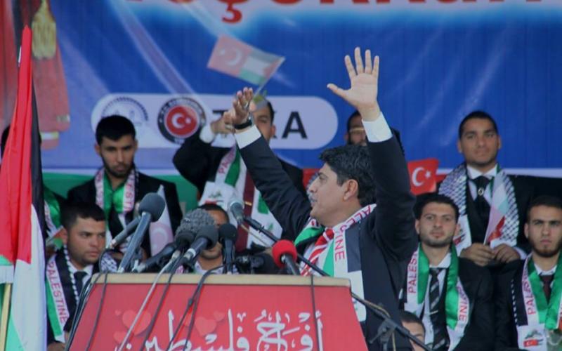 صور: حفل زفاف 4000 عريس بغزة