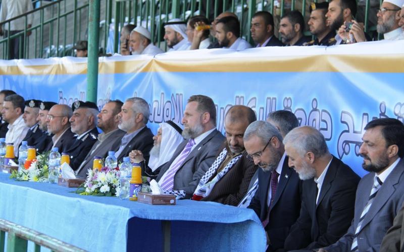 صور..تخريج أول دفعة من كلية الشرطة بحضور هنية