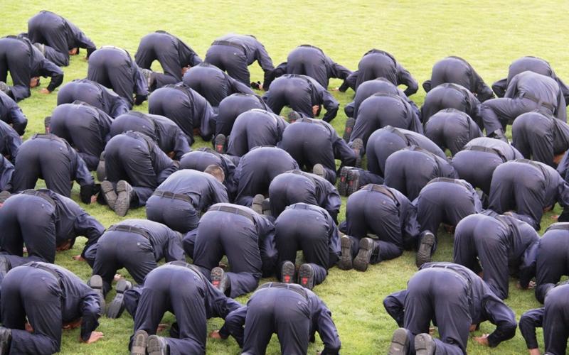صور..تخريج أول دفعة من كلية الشرطة بحضور هنية