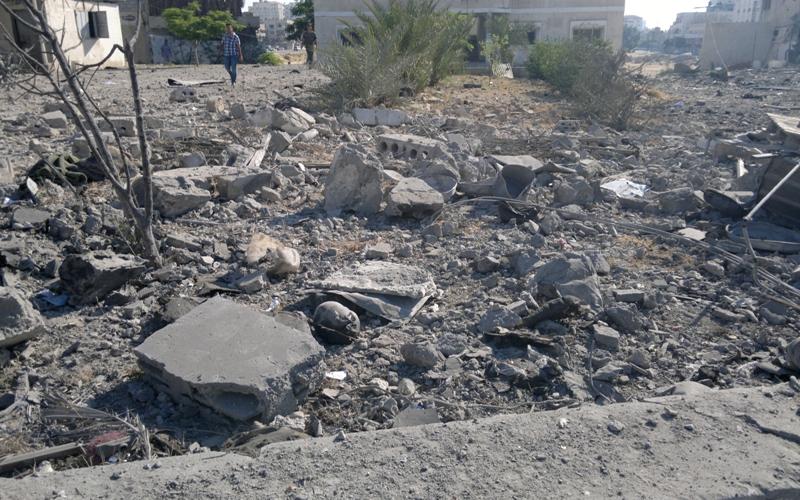 صور.. قصف عنيف لموقع السرايا الحكومي بغزة
