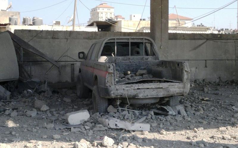 صور.. قصف عنيف لموقع السرايا الحكومي بغزة