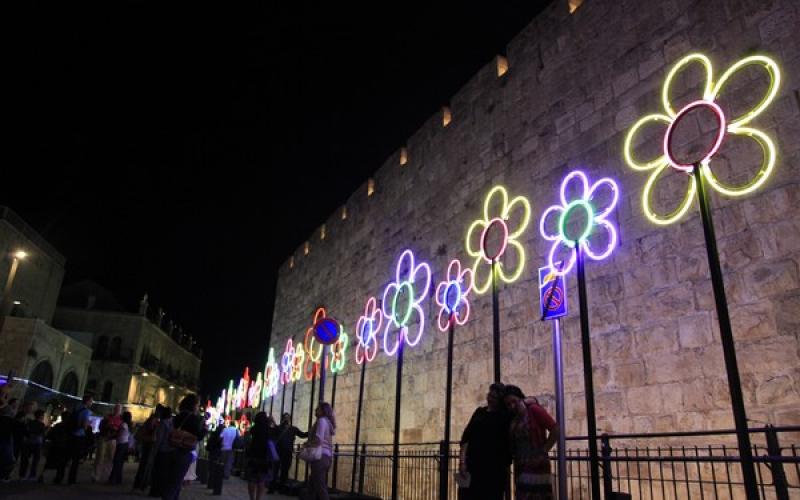 صور: مهرجان"الأنوار" يطمس قدسية الأقصى