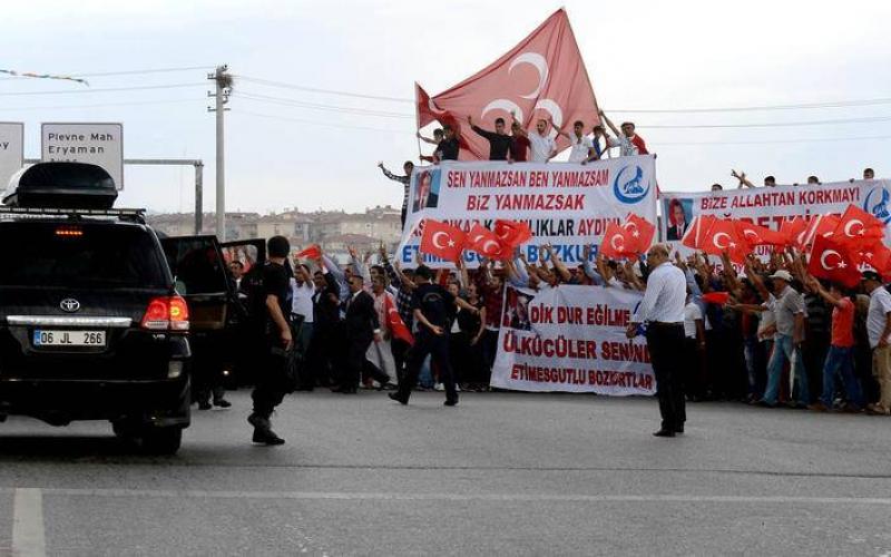 صور: مئات الآلاف تأييداً لأردوغان بأنقرة