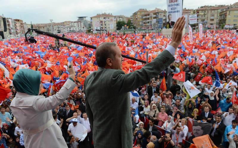 صور: مئات الآلاف تأييداً لأردوغان بأنقرة