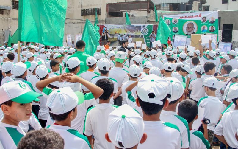 صور: أشبال "التحرير" يتضامنون مع الأسرى