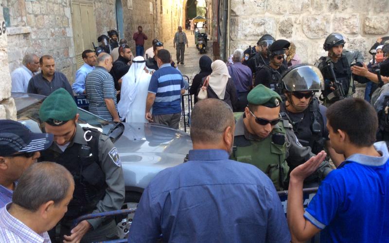 بالصور: هل بدأ الاحتلال بفرض تقسيم الأقصى زمنيًا؟!