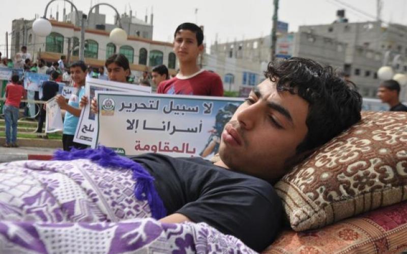 صور: وقفة في رفح تضامناً مع الأسرى