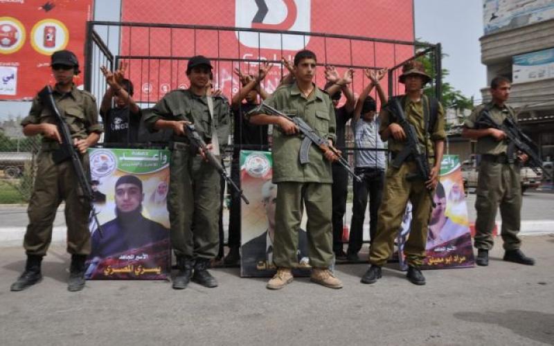 صور: وقفة في رفح تضامناً مع الأسرى