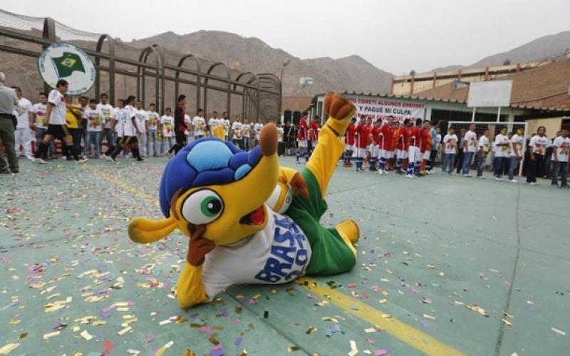 صور: البيرو تطلق كأس العالم للسجناء