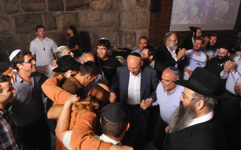 صور: الاحتلال يحفر أنفاق أسفل الأقصى
