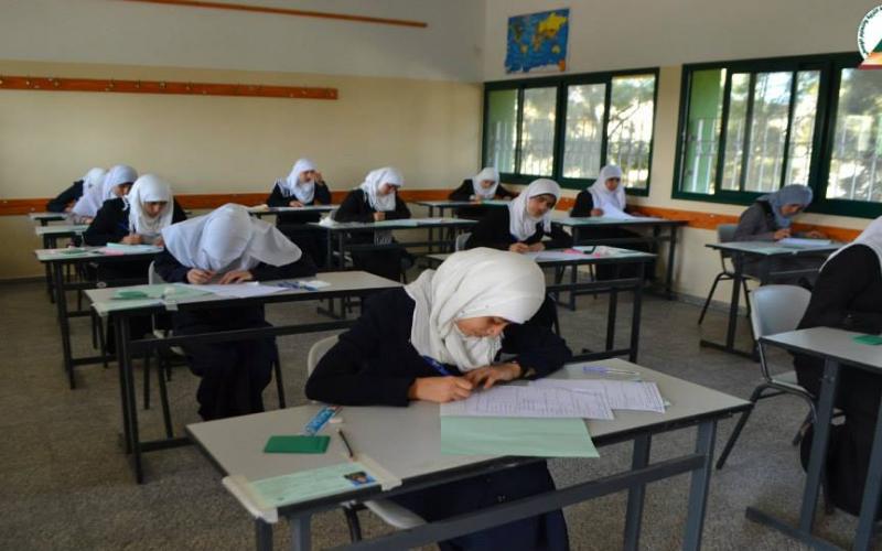 بالصور: النواب يتفقدون امتحان الثانوية