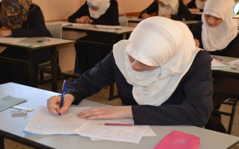 بالصور: النواب يتفقدون امتحان الثانوية