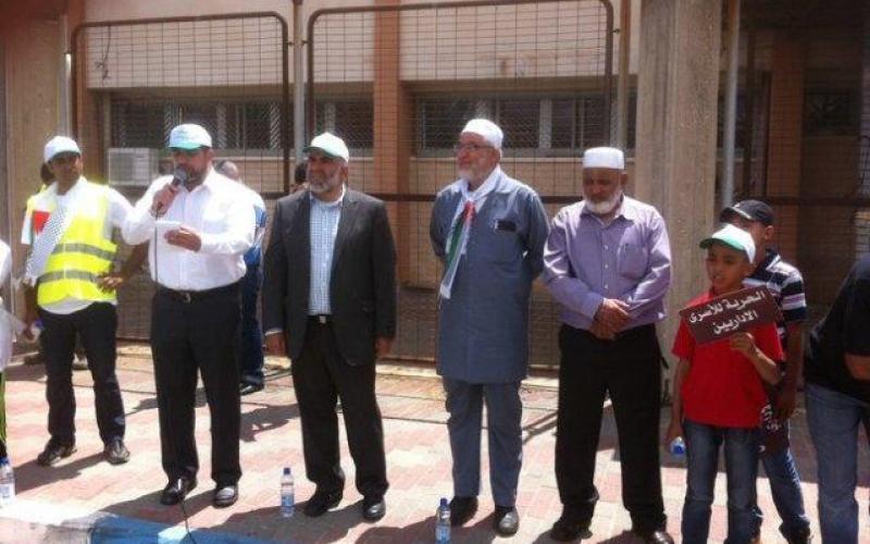 بالصور: مسيرة خيول تضامناً مع الأسرى