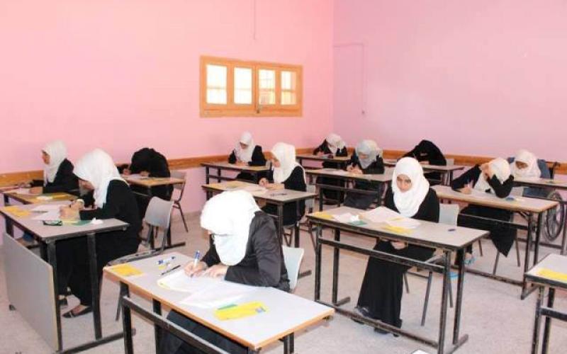 صور: انطلاق اليوم الأول للتوجيهي بخانيونس