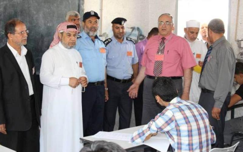 صور: انطلاق اليوم الأول للتوجيهي بخانيونس