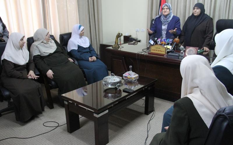 صور: مراسم تسليم وتسلم وزارة المرأة