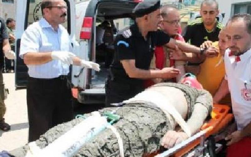 صور: إصابة 10 بانهيار سقف مبنى بطولكرم‎