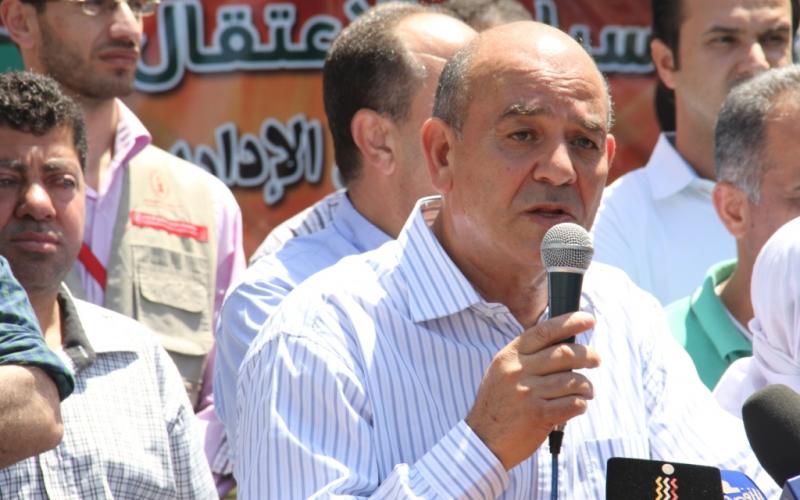 صور:وقفة تضامنية بغزة مع الأسرى المضربين