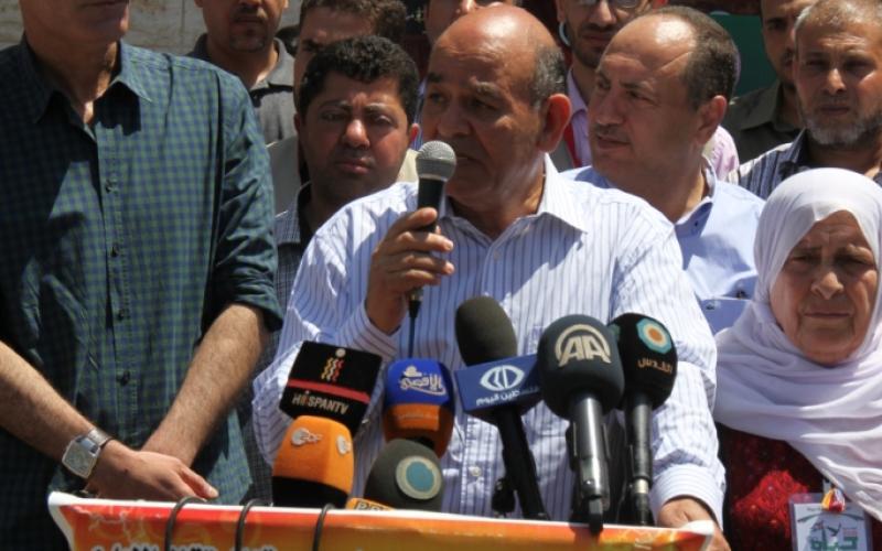 صور:وقفة تضامنية بغزة مع الأسرى المضربين