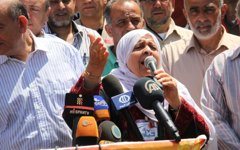 صور:وقفة تضامنية بغزة مع الأسرى المضربين