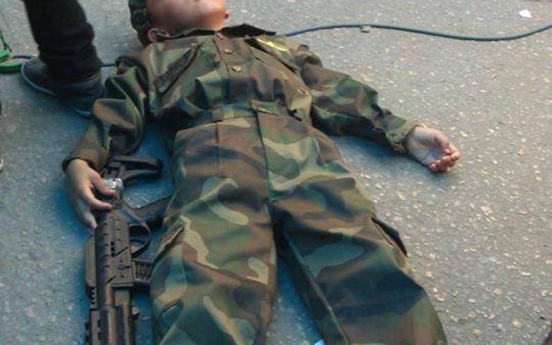 صور: الحركة النسائية تنظم وقفة تضامنية مع الأسرى