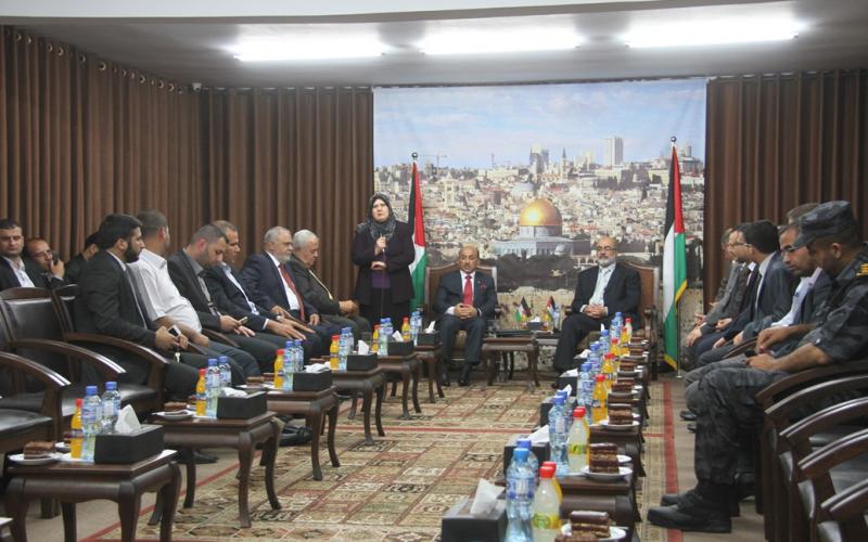 صور: الحساينة يتسلم مجلس الوزراء في غزة