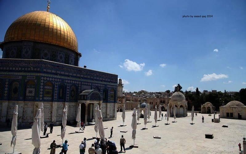 صور: تجهيزات استقبال "رمضان" في الأقصى