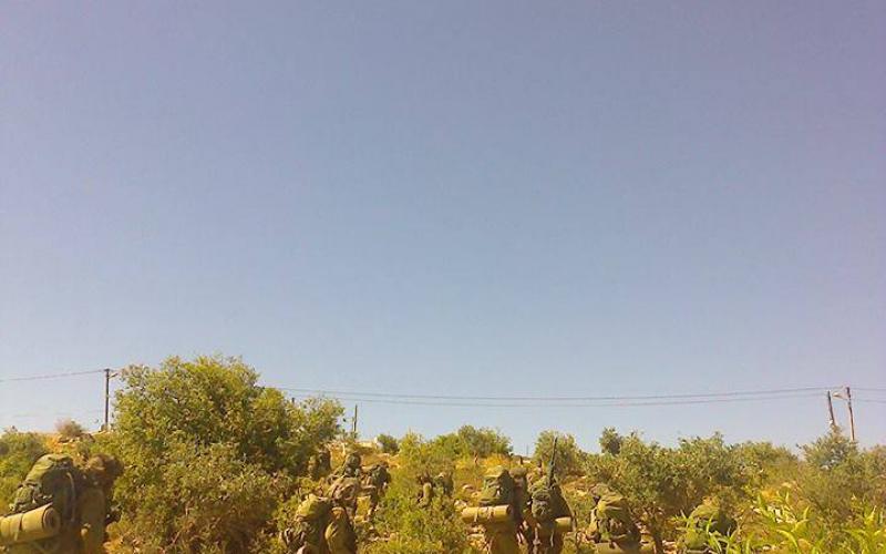 صور: جانب من حملات الدهم التي ينفذها المحتل
