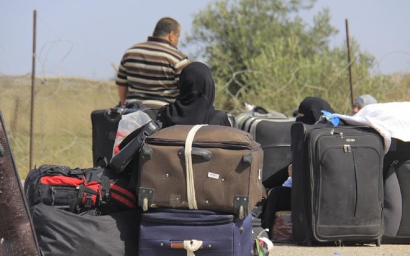 صور: معاناة مرضى غزة على معبر رفح