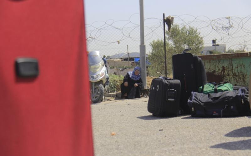 صور: معاناة مرضى غزة على معبر رفح