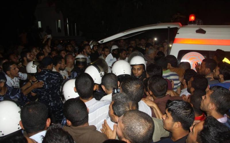 صور: جماهير غزة تستقبل شهداء نفق الشجاعية