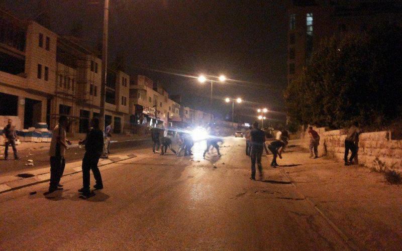 صور: اقتحام مؤسسات إعلامية برام الله والبيرة