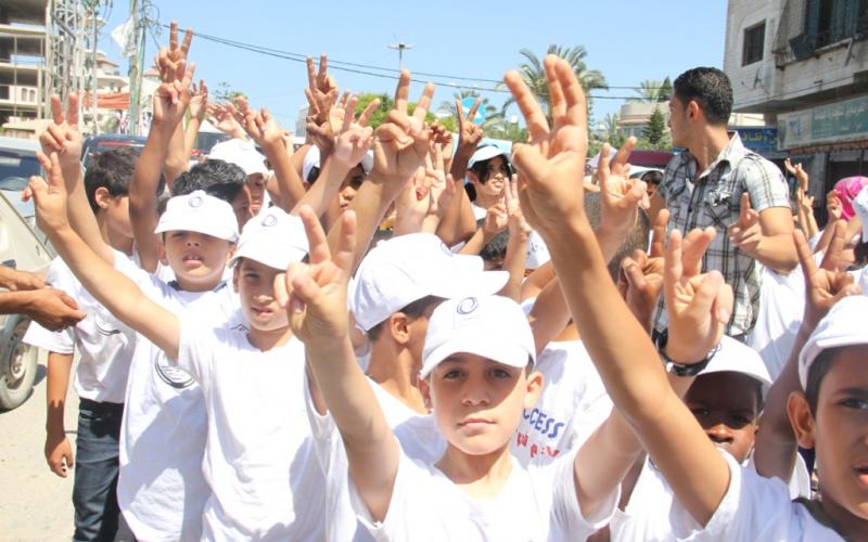 صور: وقفة تضامنية أمام الصليب الأحمر بغزة