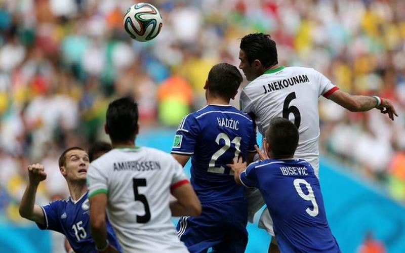 صور: مباراة البوسنة والهرسك وإيران