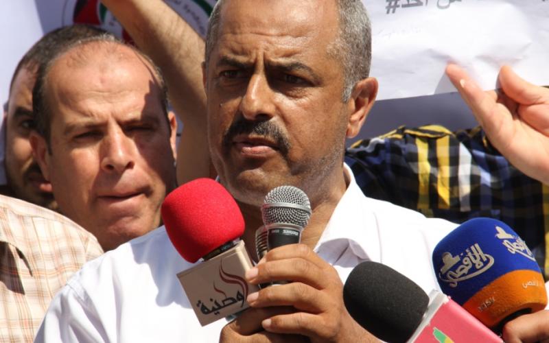 صور: موظفو غزة يهددون بتصعيد الاحتجاج