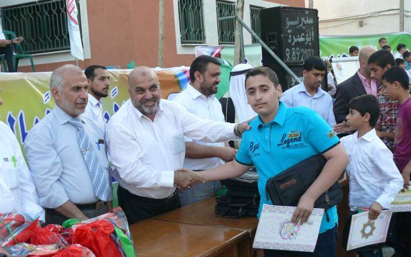 صور: احتفال تكريم المتفوقين ببلدية دير البلح‎