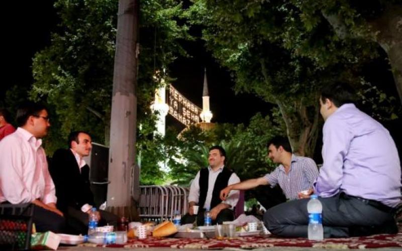 صور: أجواء رمضان في تركيا
