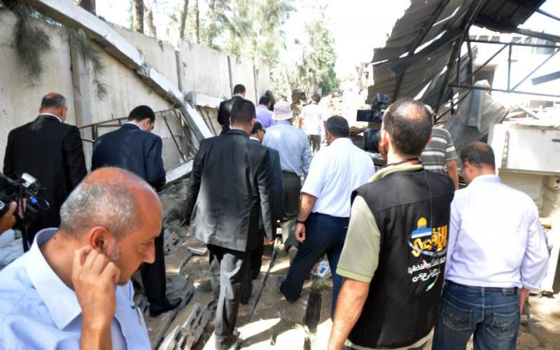 الحساينة يتفقد مجمع الورش الفنية بعد القصف