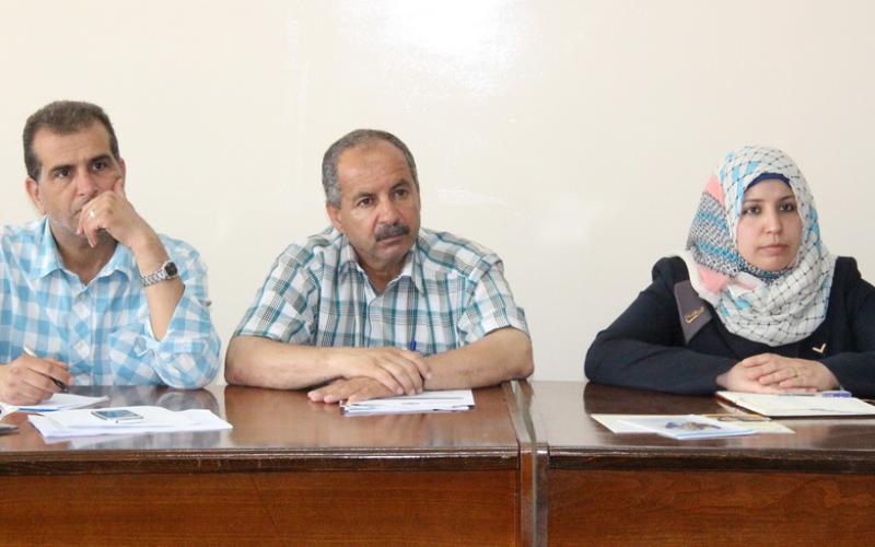 بالصور: بلدية رفح تناقش عنف الأطفال