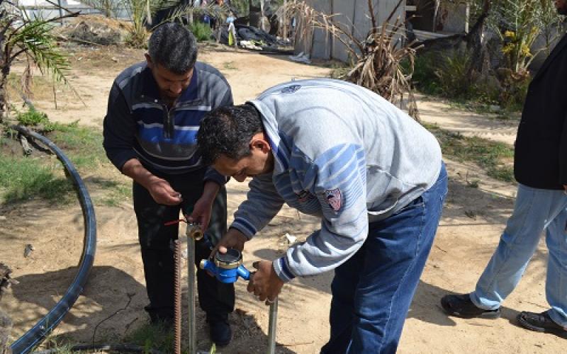 بالصور: بلدية القرارة تركب 61 عداد مياه