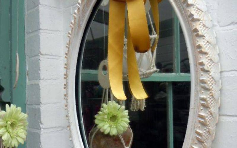 صور:  كيف تستغل إطار سيارتك ودراجتك؟