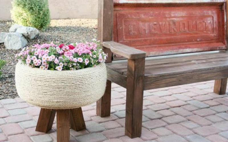 صور:  كيف تستغل إطار سيارتك ودراجتك؟