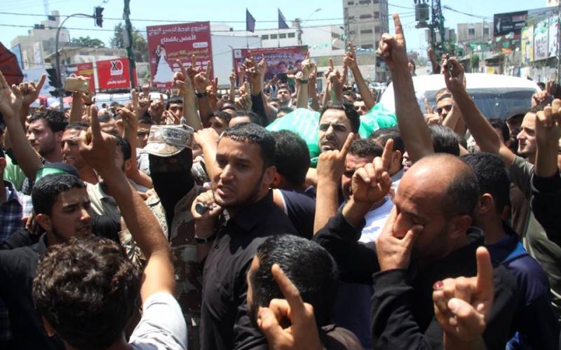 صور: تشييع القسامي "الكتناني" بغزة