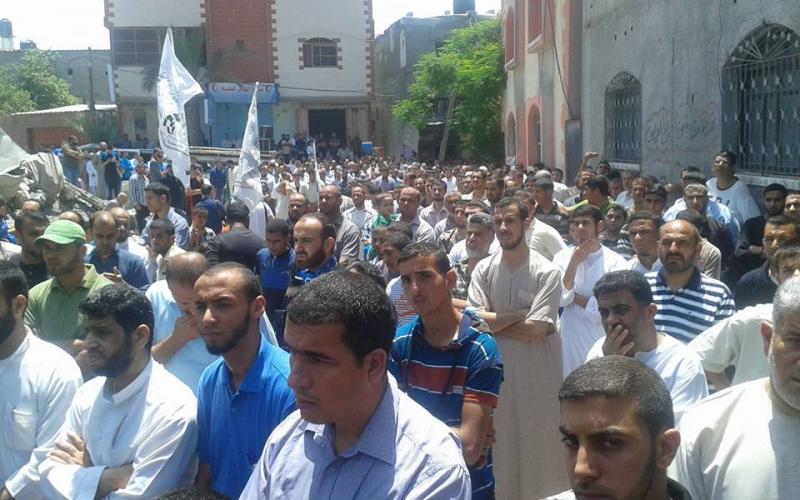 صور:وقفة ضد الحكومة والوكالة شمال القطاع