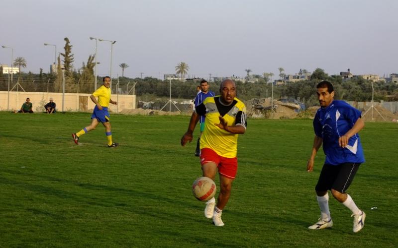 صور: بطولة العودة لقدامي لاعبي النصيرات