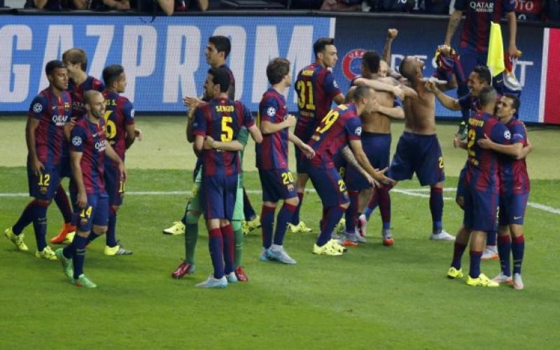 صور: الكأس الخامسة تعيد الأفراح لبرشلونة