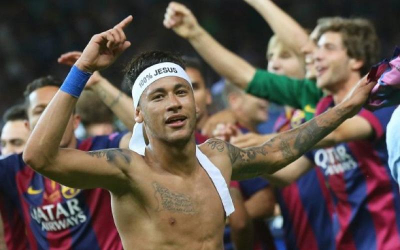 صور: الكأس الخامسة تعيد الأفراح لبرشلونة